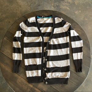 Cute stripped cardigan